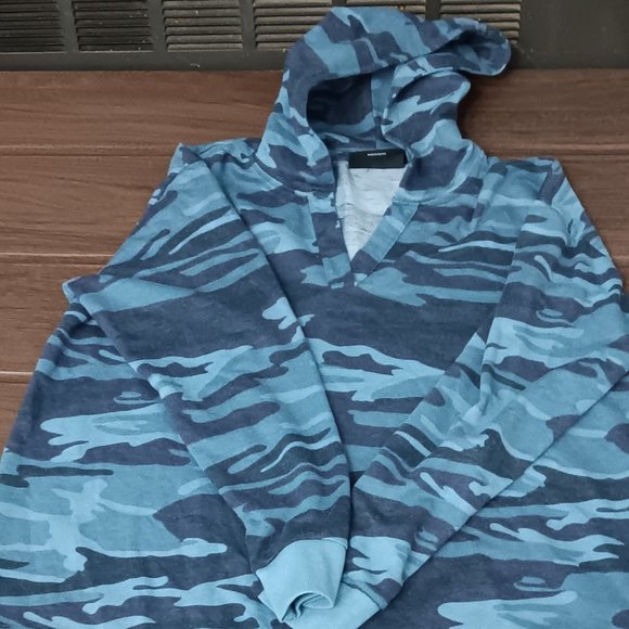 Light sweatshirt - Picture 1 of 1